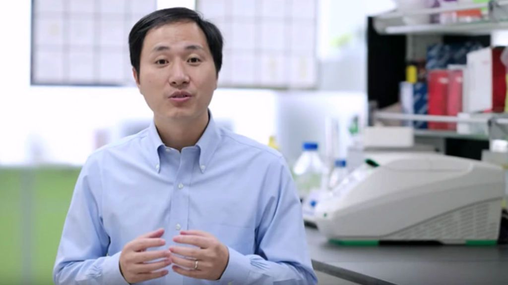 Desaparece He Jiankui, el científico chino que creó dos bebés manipulados genéticamente