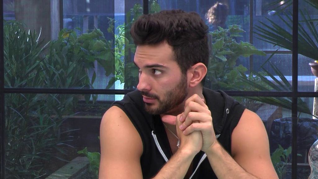 Suso cambia de look para la recta final de ‘GH VIP 6’: “Madre mía, me veo guapísimo, ‘empotrador” Suso cambia de look para la recta final de ‘GH VIP 6’: “Madre mía, me veo guapísimo, ‘empotrador”
