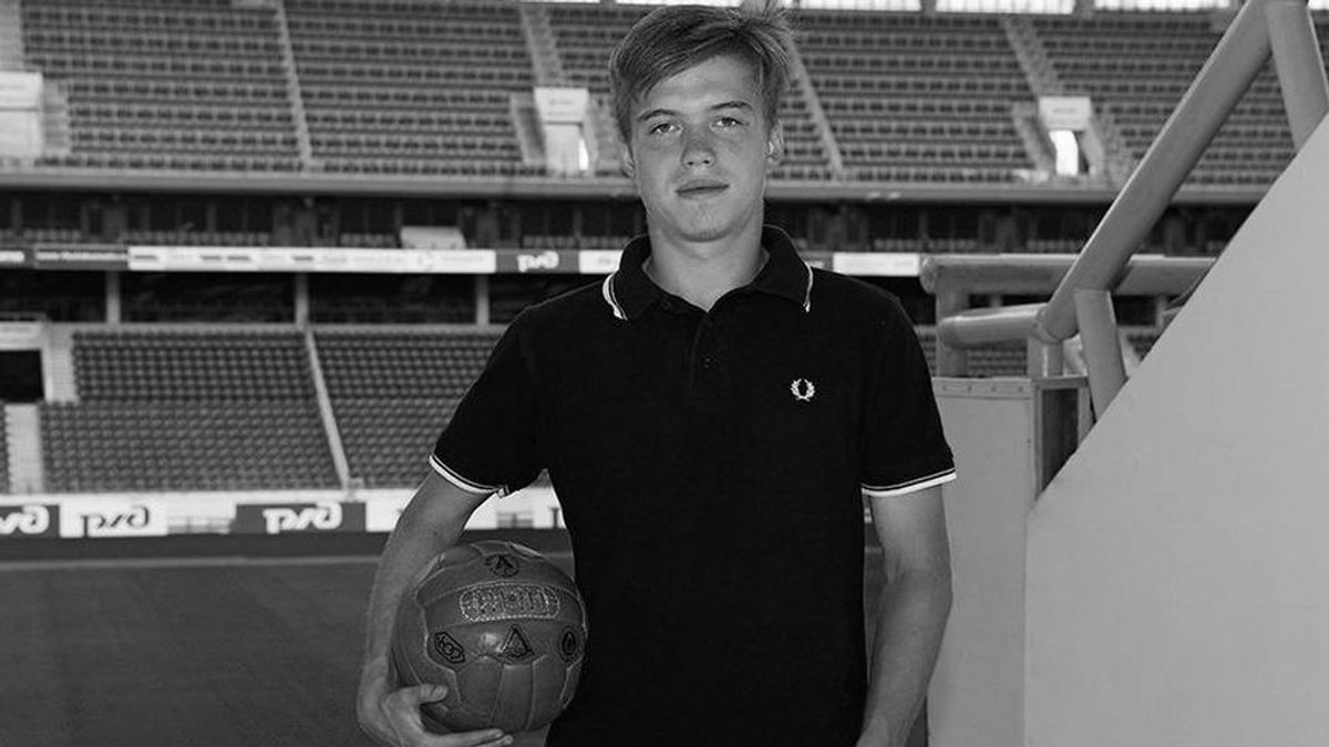 La misteriosa muerte de Alexei Lomakin, futbolista de 18 años del Lokomotiv de Moscú, conmociona a Rusia La misteriosa muerte de Alexei Lomakin, futbolista de 18 años del Lokomotiv de Moscú, conmociona a Rusia
