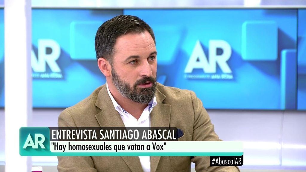 Santiago Abascal: "El matrimonio es la unión entre un hombre y una mujer"