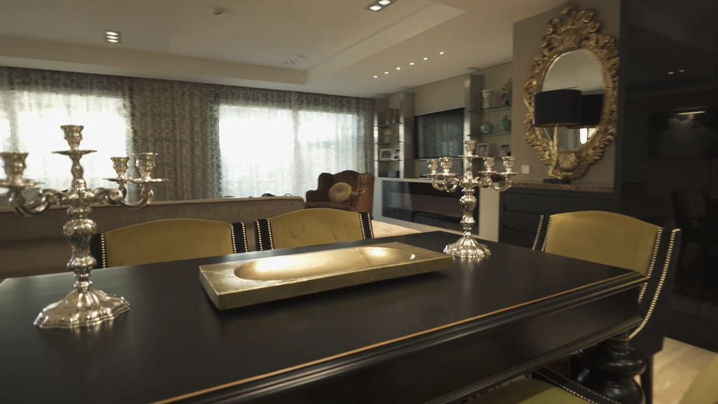 Con gimnasio, sala de juegos y cargada de recuerdos: la casa cordobesa de Pepe Reina