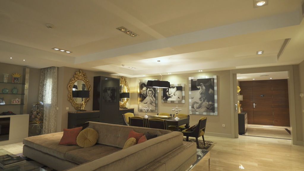 Con gimnasio, sala de juegos y cargada de recuerdos: la casa cordobesa de Pepe Reina