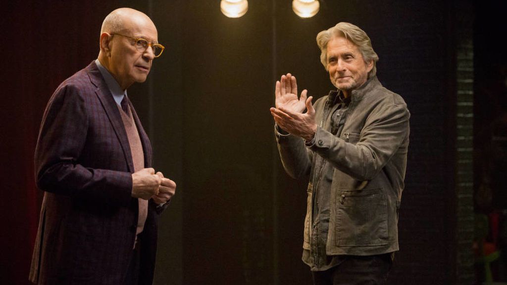 Alan Arkin y Michael Douglas, nominados a los Globos de Oro 2019 por 'El método Kominsky'.