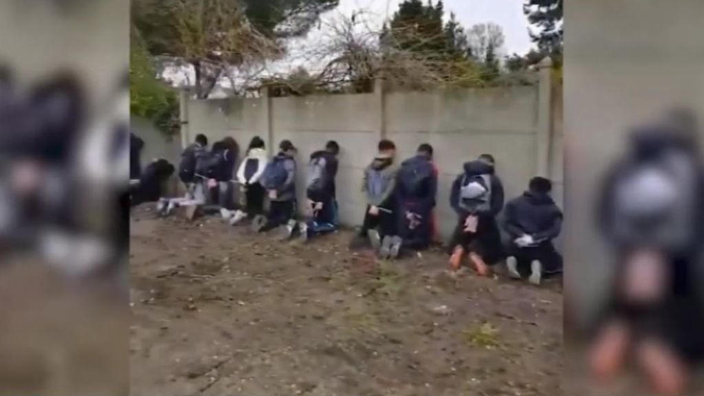 Más de 150 alumnos, de rodillas y esposados con bridas por la quema de su colegio en Francia