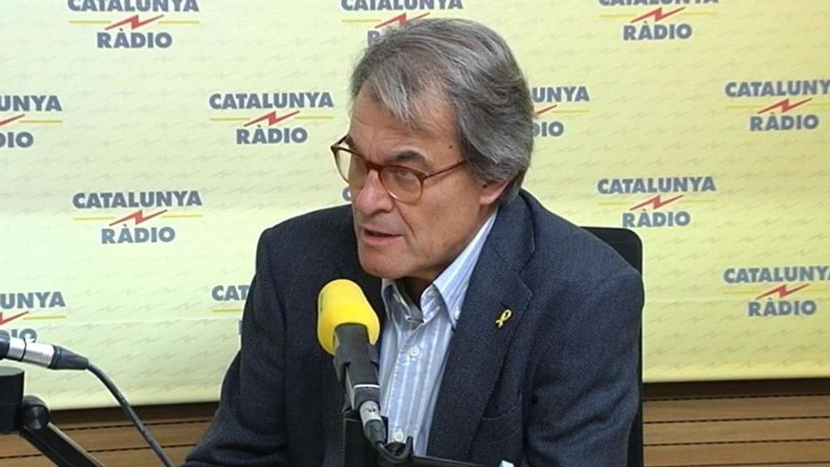 Mas respalda al conseller de Interior catalán tras las últimas cargas policiales