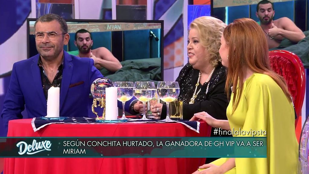 Conchita Hurtado predice el posible ganador de 'GH VIP' con una copa de agua y huevos