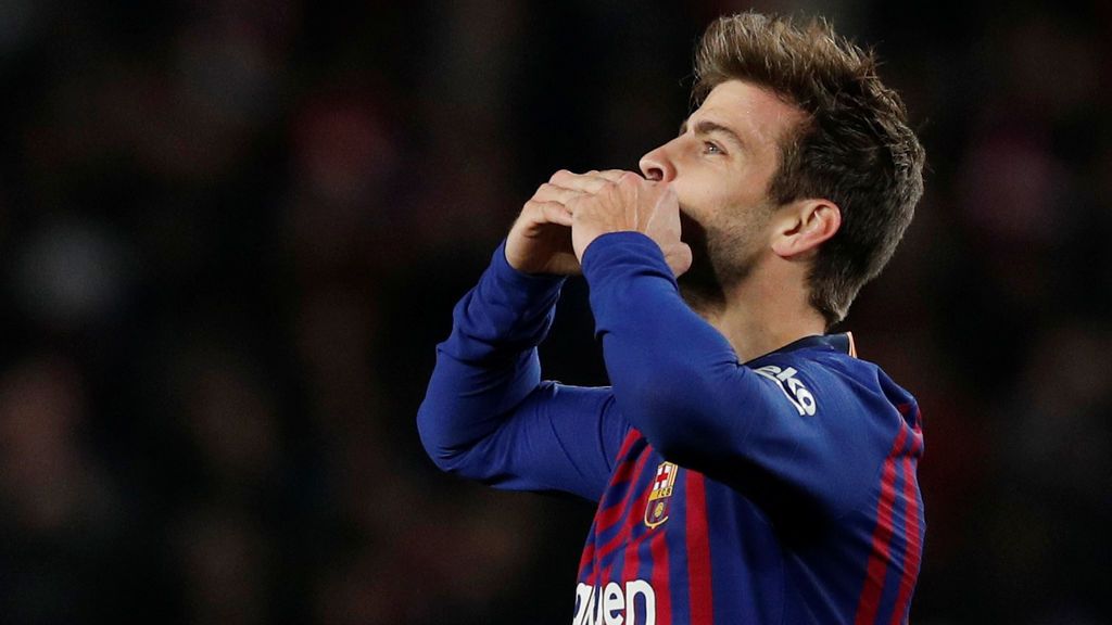 Los vergonzosos cánticos de “cuatro energúmenos” de Cornellà a Piqué Los vergonzosos cánticos de “cuatro energúmenos” de Cornellà a Piqué