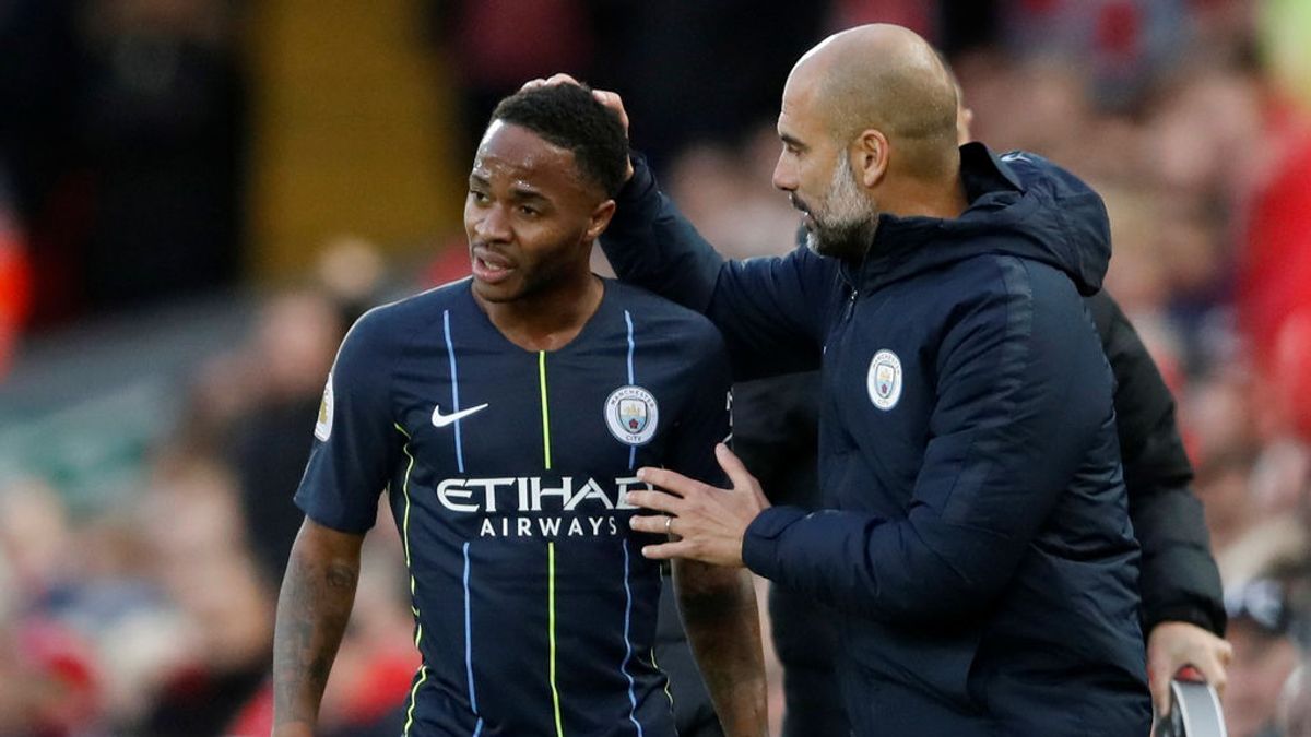 El discurso de Guardiola contra el racismo tras los insultos a Sterling (con lapsus incluido) El discurso de Guardiola contra el racismo tras los insultos a Sterling (con lapsus incluido)