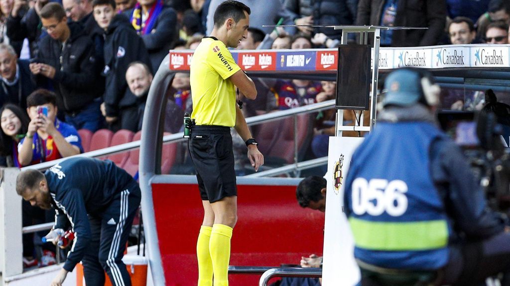 La Federación aprueba el VAR a partir de octavos en la Copa este año y en Segunda para la temporada próxima La Federación aprueba el VAR a partir de octavos en la Copa este año y en Segunda para la temporada próxima