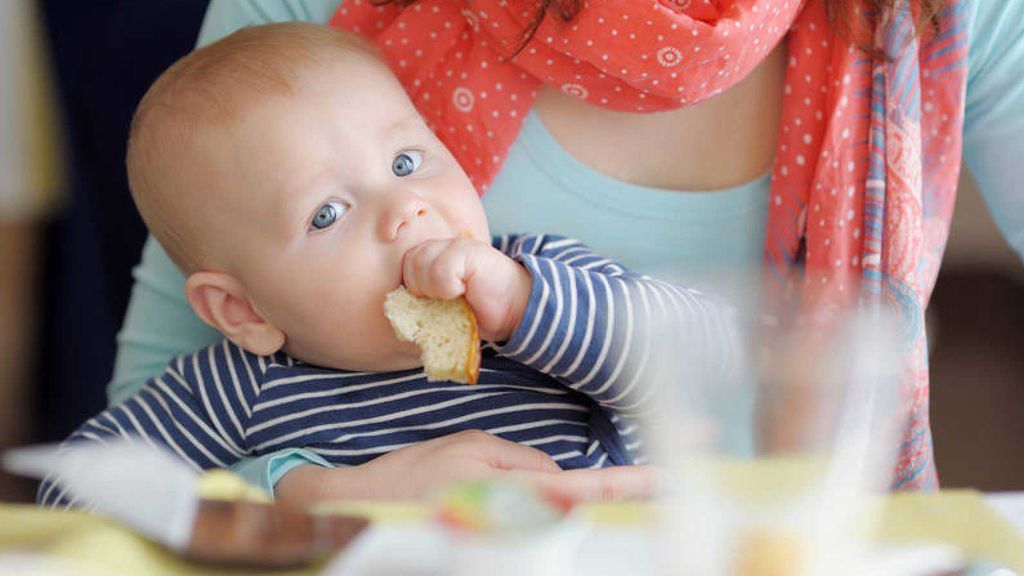Adiós al potito y al puré: el método BLW revoluciona la alimentación infantil