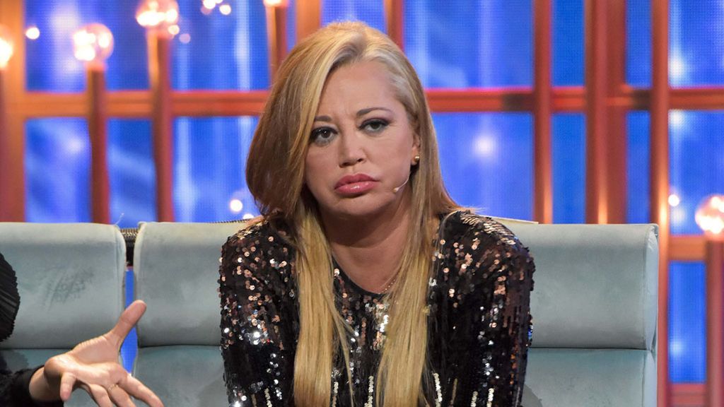 Belén Esteban, muy enfadada, desmiente que ya tenga su vestido de novia: "Es falso" Belén Esteban, muy enfadada, desmiente que ya tenga su vestido de novia: "Es falso"
