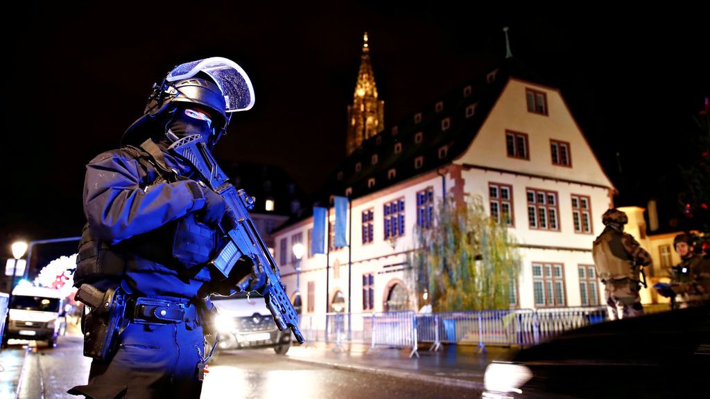 Búsqueda contra reloj del autor del tiroteo de Estrasburgo