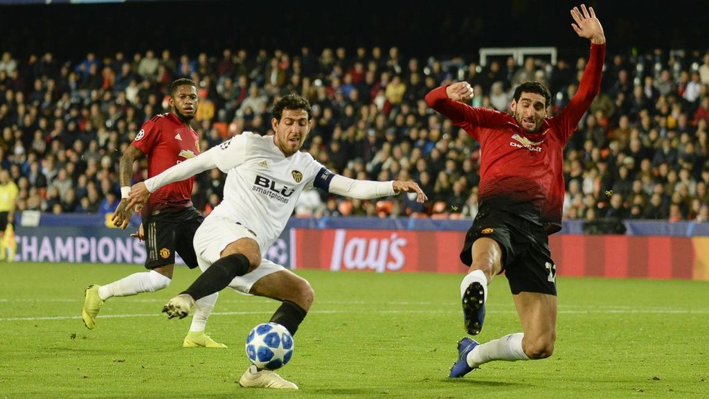 El Valencia cierra su paso por la Champions con un triunfo ante el United (2-0) El Valencia cierra su paso por la Champions con un triunfo ante el United (2-0)