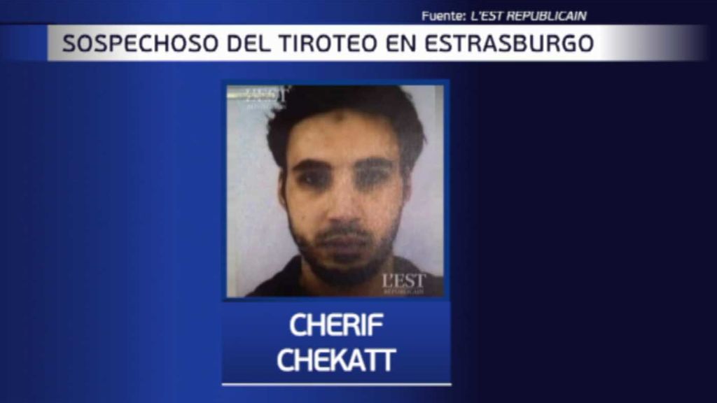 Chérif Chekatt, el presunto autor del tiroteo de Estrasburgo, un delincuente común que escapó de una redada horas antes