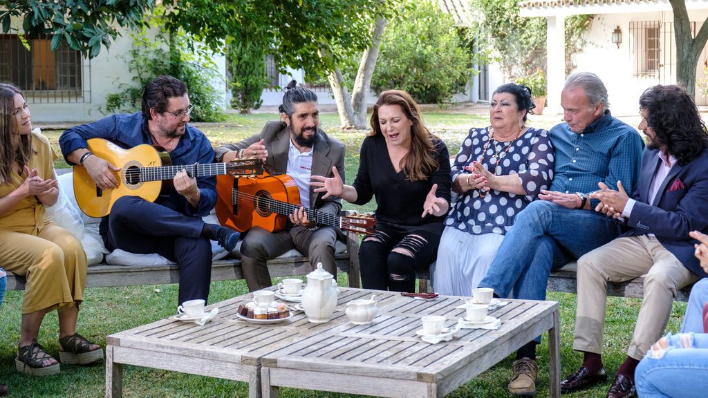 Visita de Niña Pastori a 'Mi casa es la tuya'.