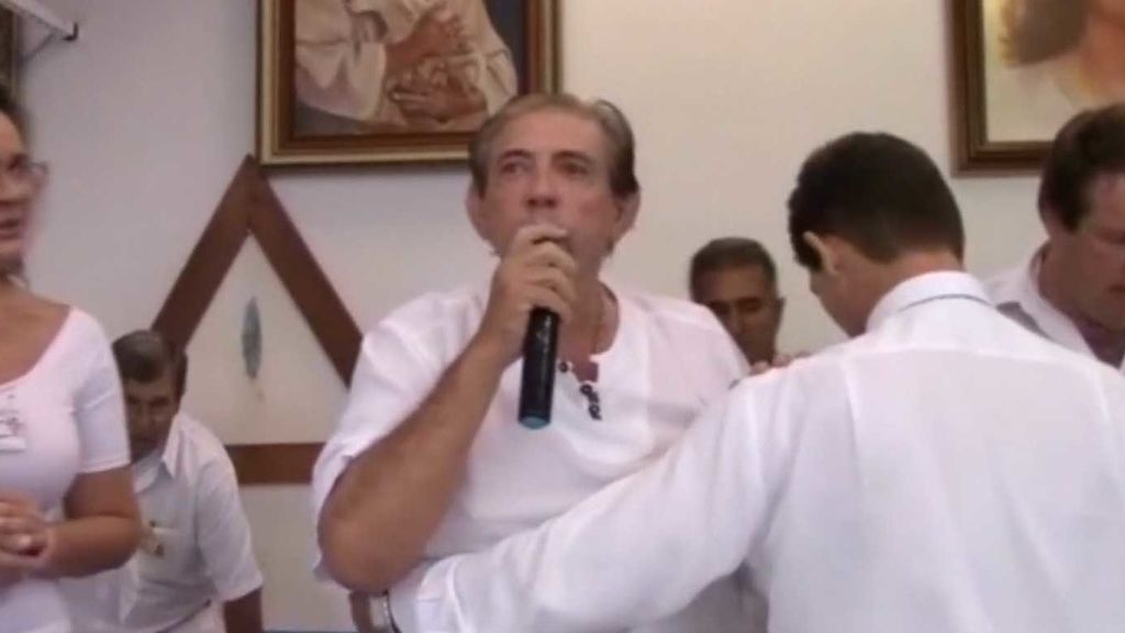 El Mee Too de Brasil: Cientos de mujeres acusan a un famoso curandero de abusos sexuales