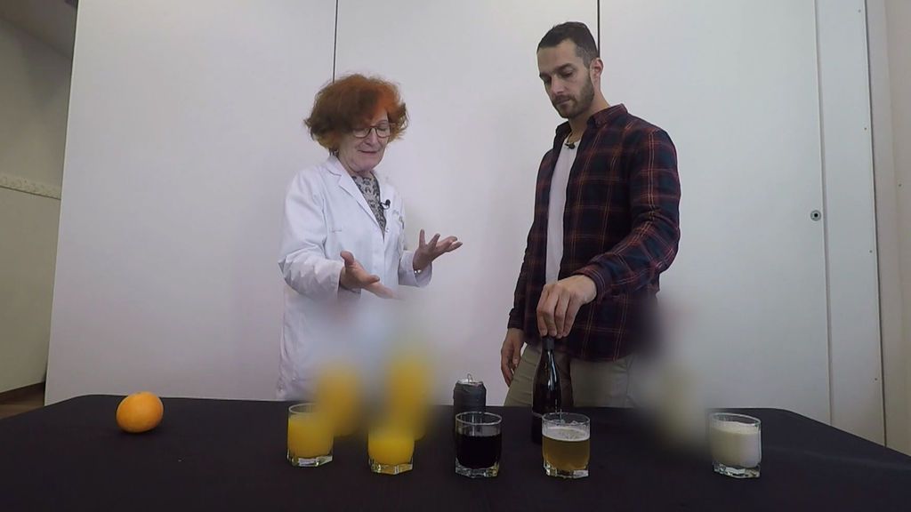 Clotilde Vázquez, endocrina: "Para adelgazar es mejor una cerveza que un zumo de naranja natural"