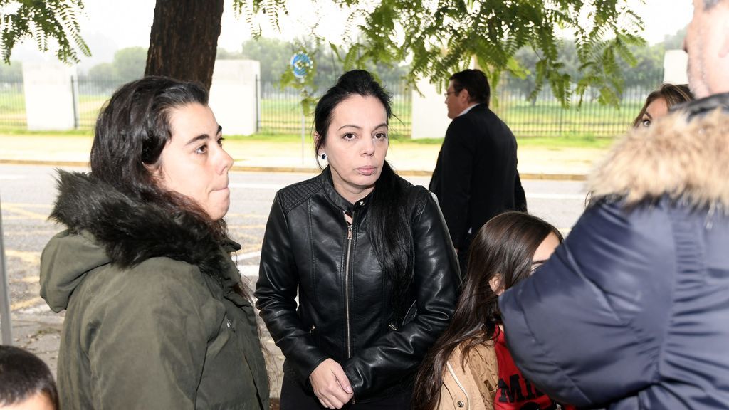 Familiares, artistas y amigos lloran la muerte de Chiquetete