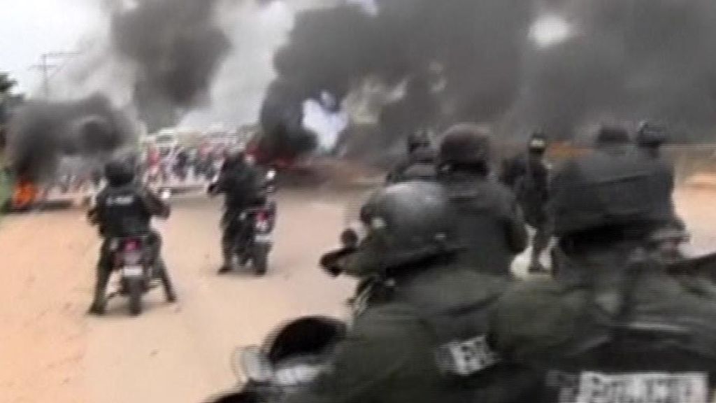 Las restricciones al tráfico en Bolivia acaban en disturbios