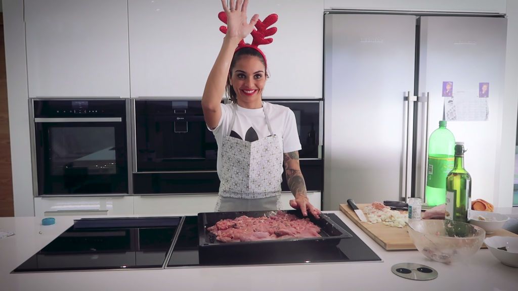 Menudo pavo tiene María: la extronista nos revela su receta secreta para esta Navidad (1/2)