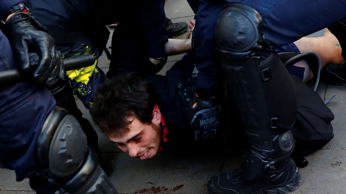 Un detenido en Barcelona por desórdenes públicos con material para hacer cócteles molotov