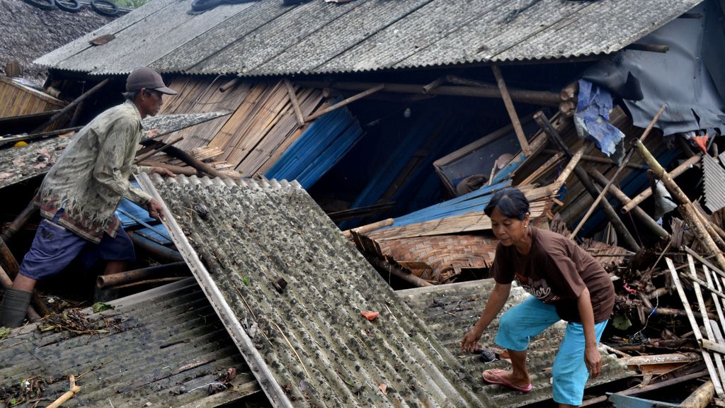 En imágenes: el devastador tsunami en Indonesia