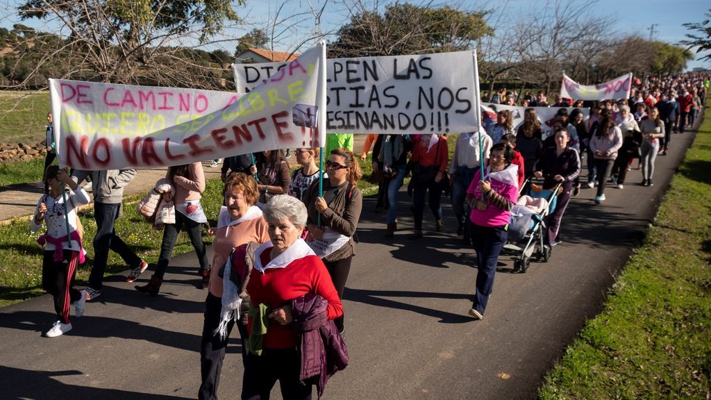 Más de 2.000 personas marchan desde Nerva a El Campillo en recuerdo de Laura Luelmo