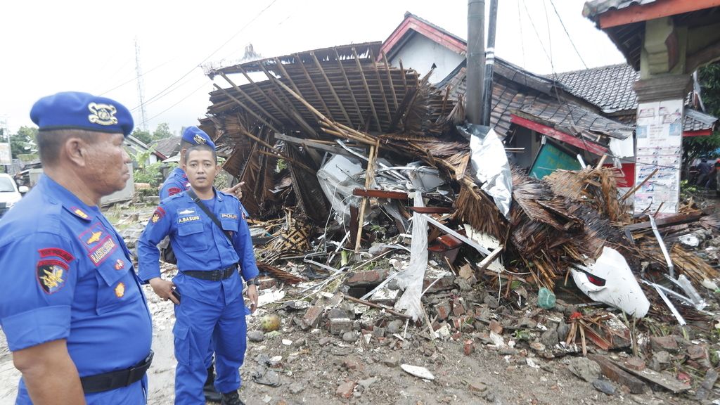 En imágenes: el devastador tsunami en Indonesia