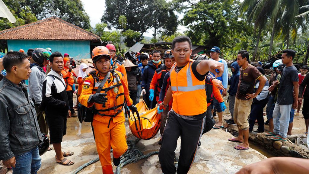 Tsunami en Indonesia: 281 el número de muertos y más de 1.000 heridos