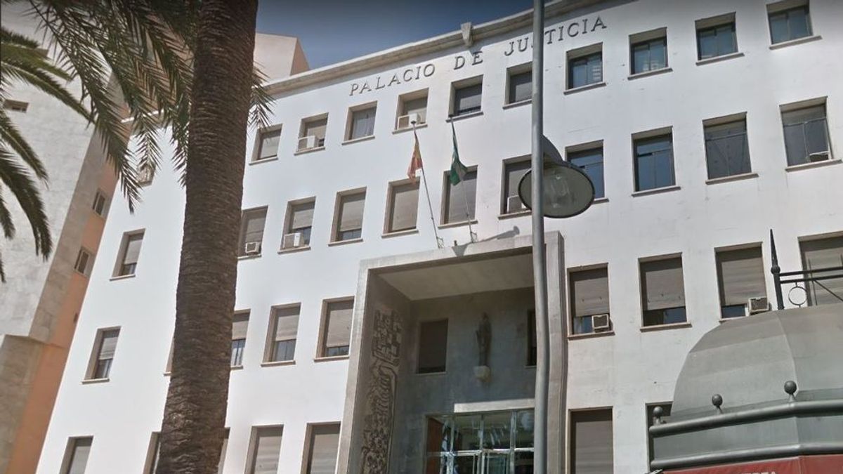 La Fiscalía de Almería pide 17 de prisión para un hombre acusado de inducir a su hija al suicidio