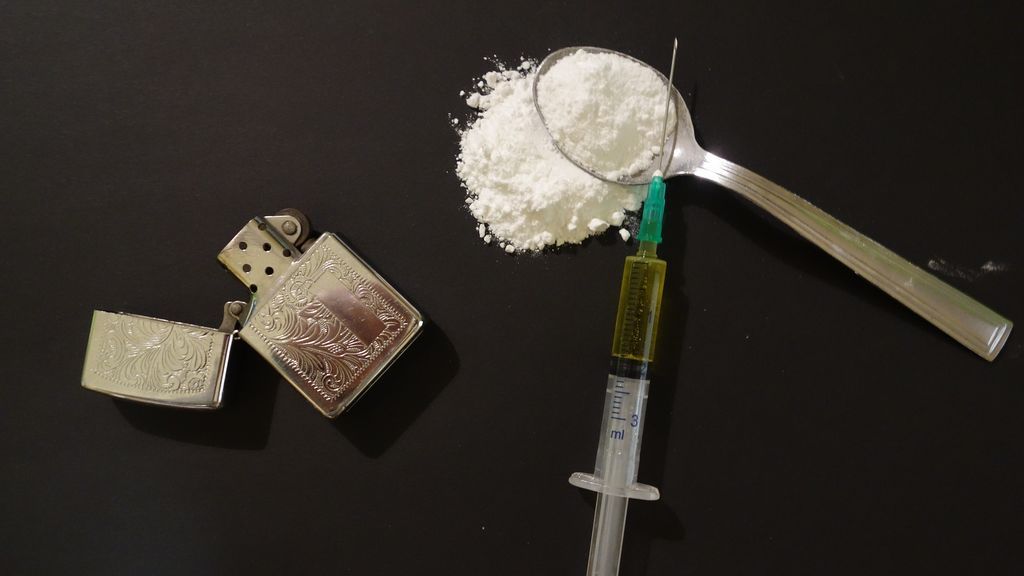 drugs-2793133_1920