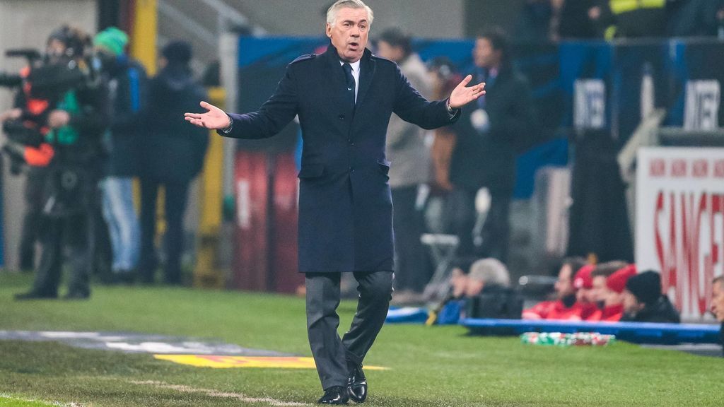 Ancelotti: "La próxima vez que haya insultos racistas, pararemos nosotros el partido pase lo que pase" Ancelotti: "La próxima vez que haya insultos racistas, pararemos nosotros el partido pase lo que pase"