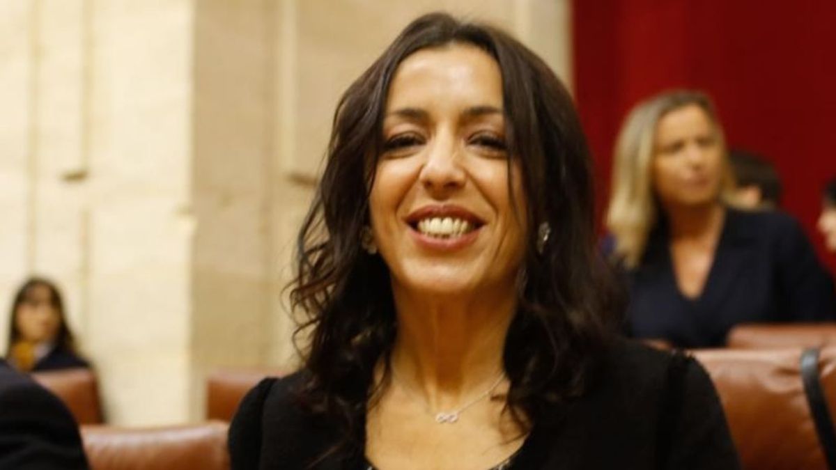 Vox saca pecho de que no ha aceptado sillones mientras Marta Bosquet presidirá el Parlamento andaluz