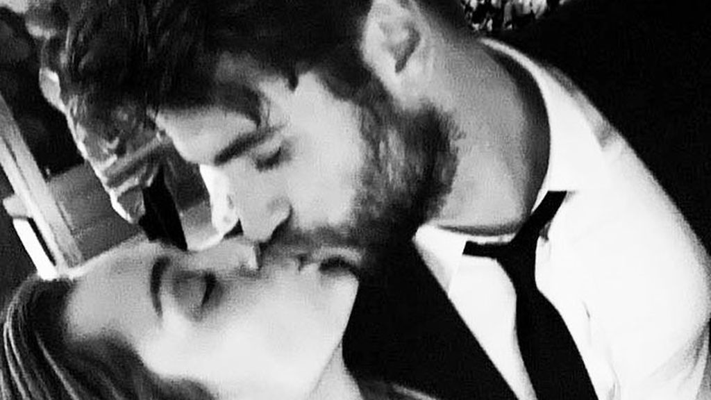 Ya es oficial: Miley Cyrus y Liam Hemsworth se han casado en secreto