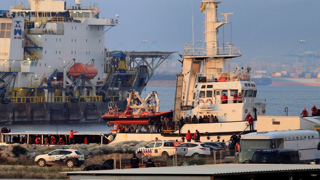 Fin de la travesía del Open Arms tras siete días en alta mar con 311 migrantes