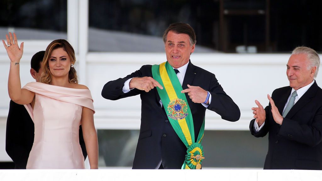 Elástico Mesa final comunicación El ultranacionalismo de Bolsonaro en su toma de posesión como Presidente