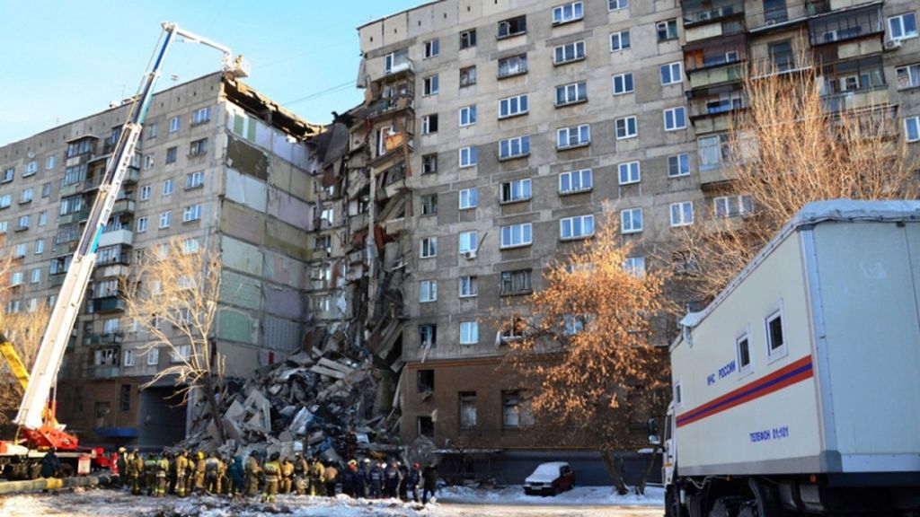 En estado grave el bebé que fue rescatado de los escombros de un edificio en Rusia, tras ser trasladado al hospital
