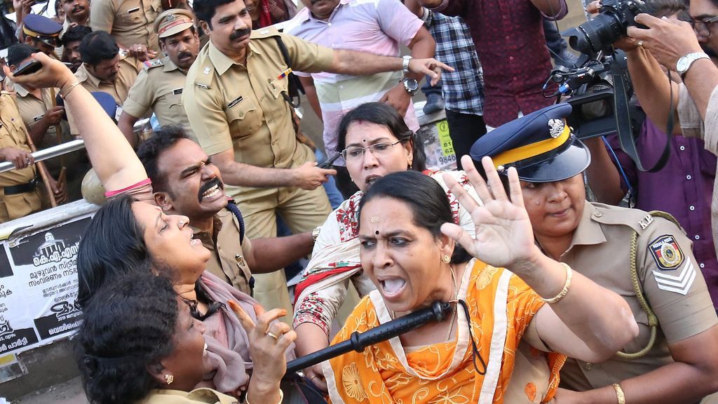 Protestas en Kerala tras la entrada de dos mujeres fértiles en un templo indio