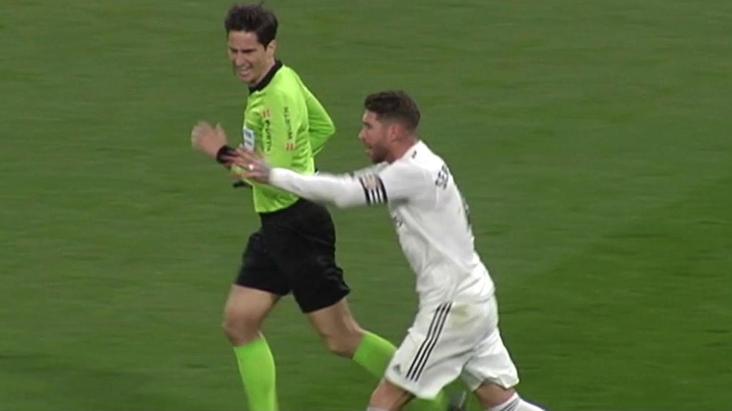 Los gritos de Sergio Ramos a Munuera Montero tras no pitar penalti de Illarra: “¡Cagón!”