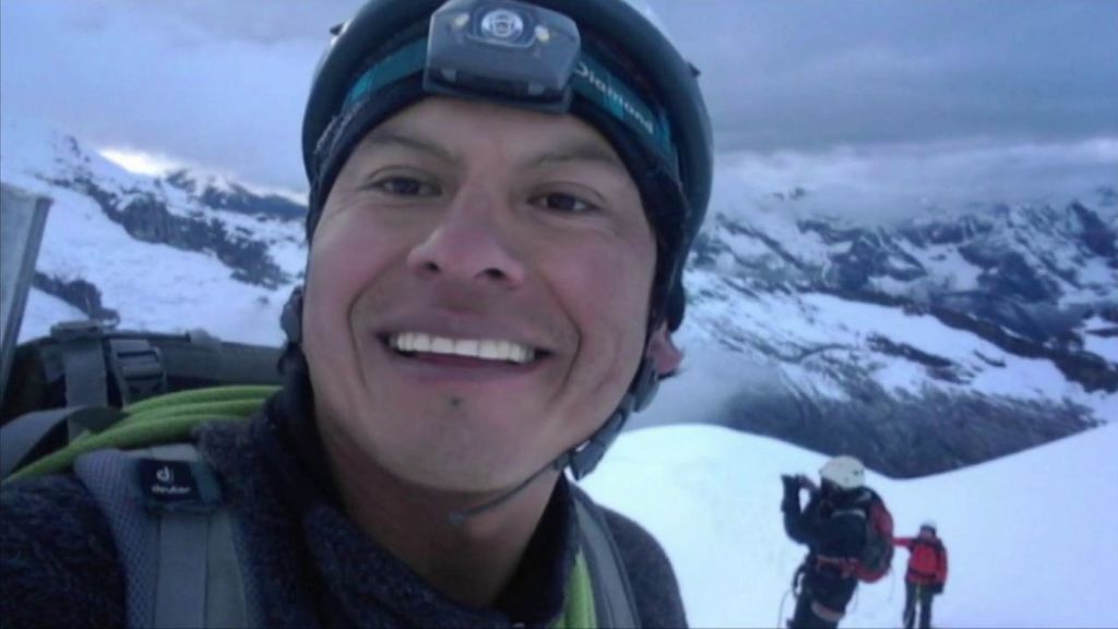 Tres montañeros españoles y su guía peruano mueren en los Andes de Perú arrastrados por una avalancha