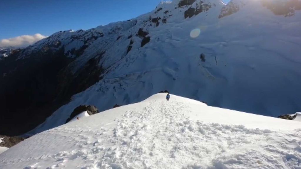 El único superviviente de la avalancha en Perú dio la voz de alarma