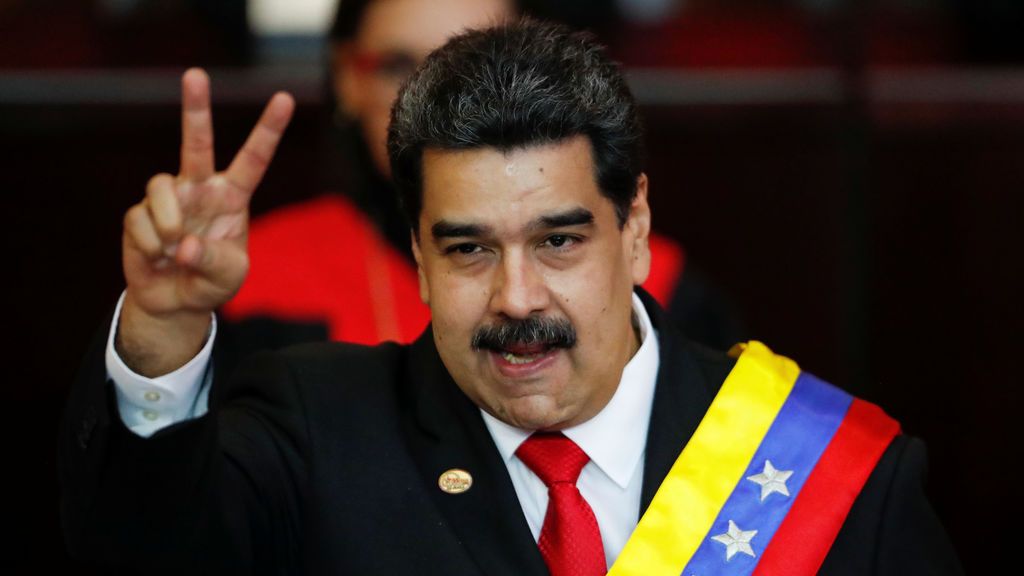 Nicolás Maduro toma juramento como presidente de Venezuela aislado del resto del mundo