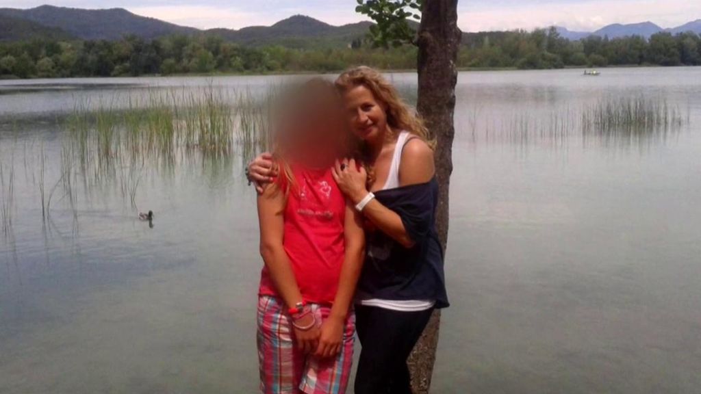 Una mujer de 53 años muere apuñalada en Girona presuntamente por su hija adoptiva
