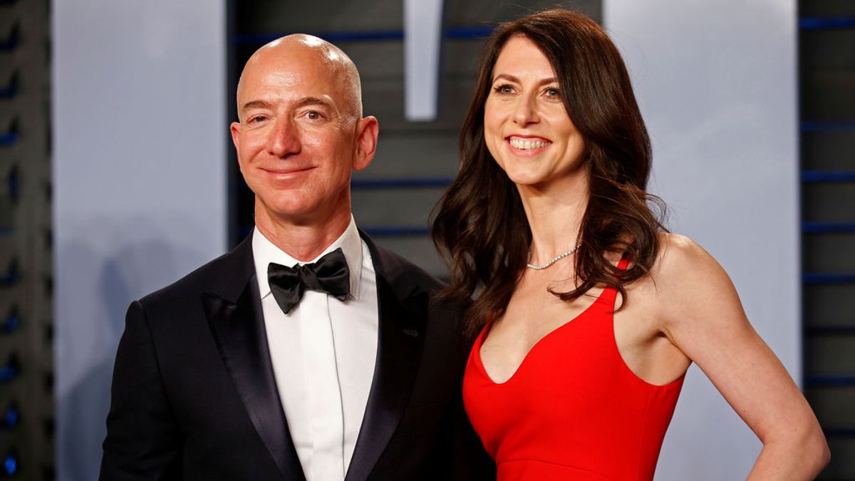 Jeff Bezos y su esposa McKenzie