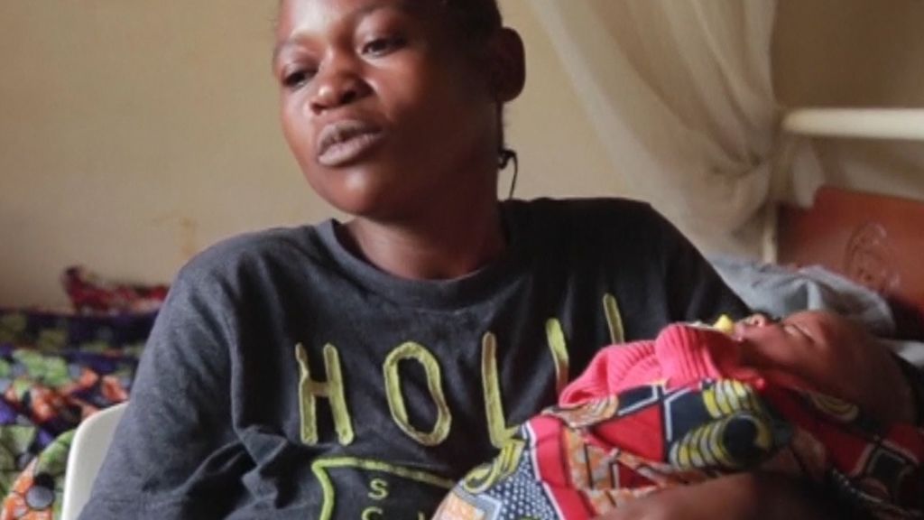 Nace en el Congo una superviviente: la primera bebé sana de madre contagiada de ébola