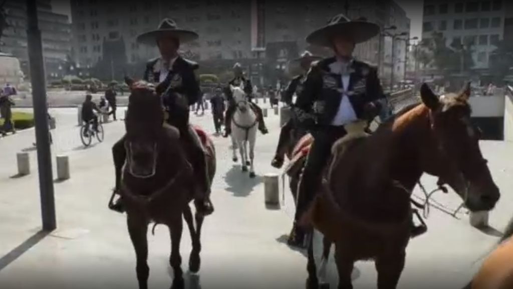 La policía vuelve a patrullar a caballo en la Ciudad de México