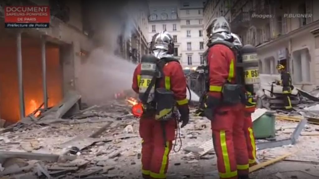 Explosión París: rescatan a los vecinos de los edificios colindantes a la panadería