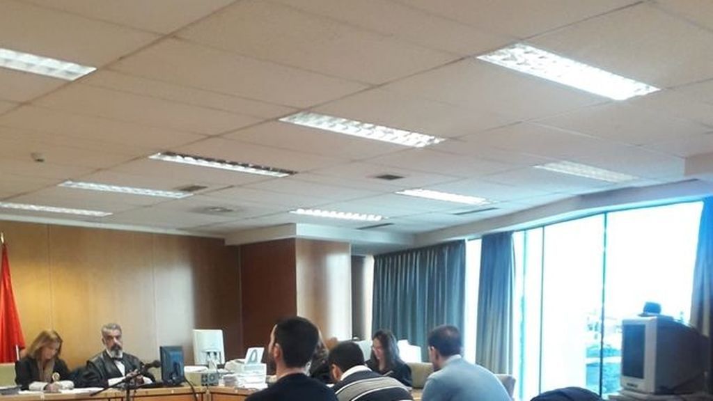 La 'manada' de Villalba asegura que todo fue consentido y que ella estaba "de cachondeo"