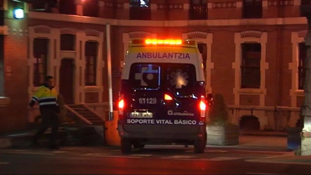 Hallan muerta a una niña abrazada a su madre en Bilbao