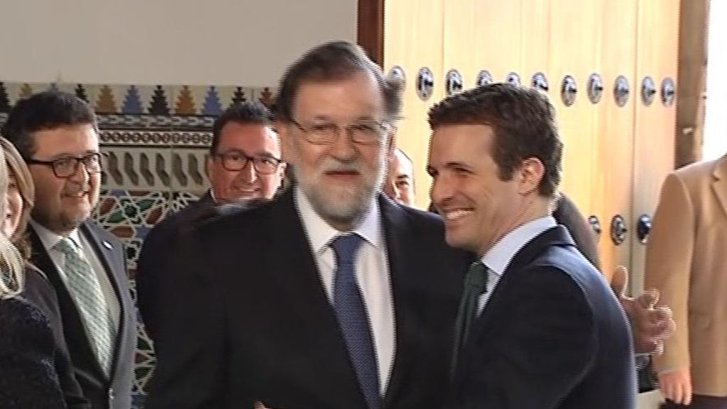 La cúpula presente y pasada del PP se da cita en la jura de Moreno Bonilla